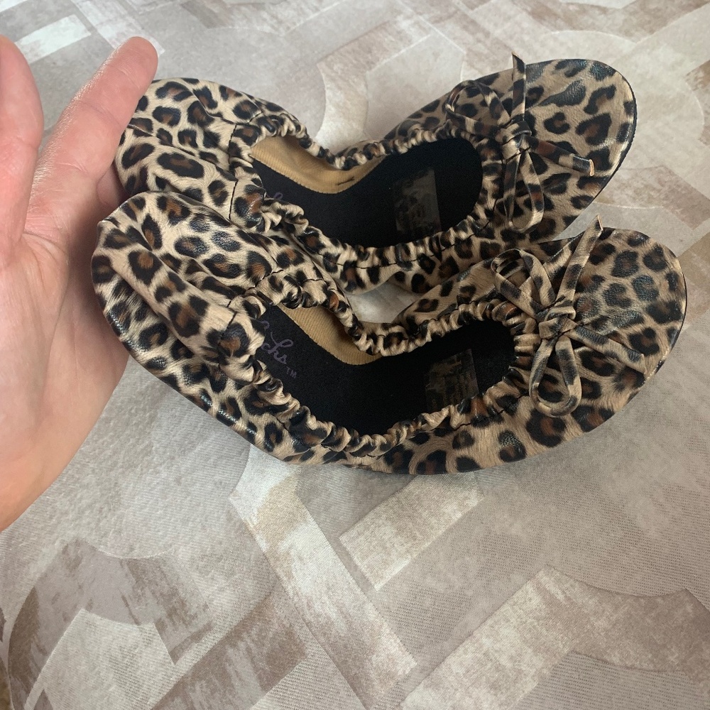 Foldable Cheetah Ballerina Flats - NEW - Size 8.5-9.5